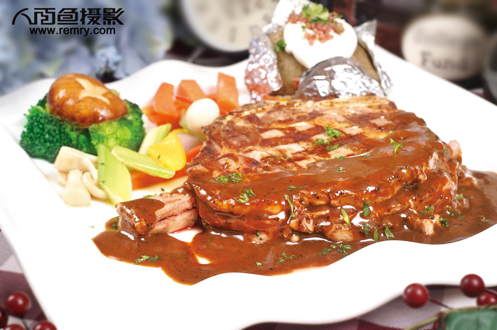 烟台菜谱摄影,烟台黑椒煎带骨牛扒摄影,烟台菜品摄影,