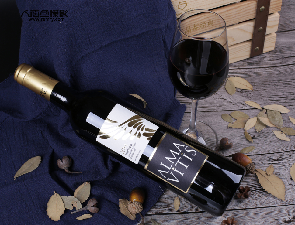 烟台葡萄酒摄影,烟台干红摄影,烟台解百纳摄影